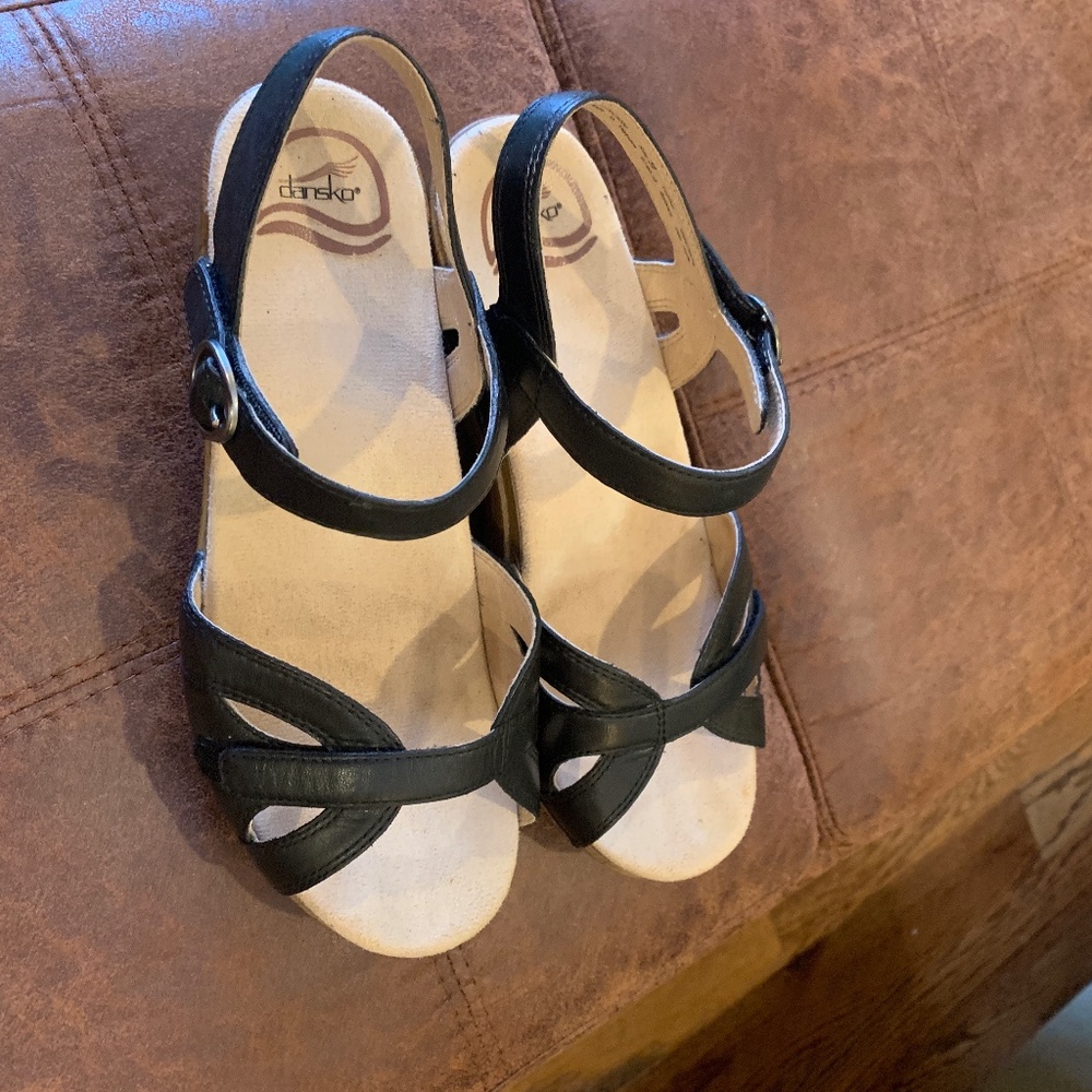 Black Dansko platform adjustable sandals